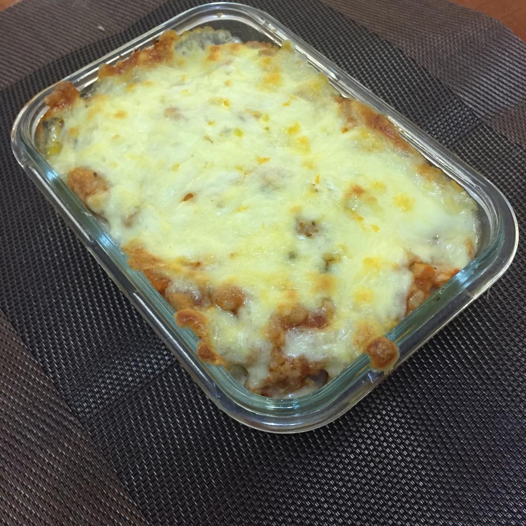 蕃茄肉酱奶酪焗饭