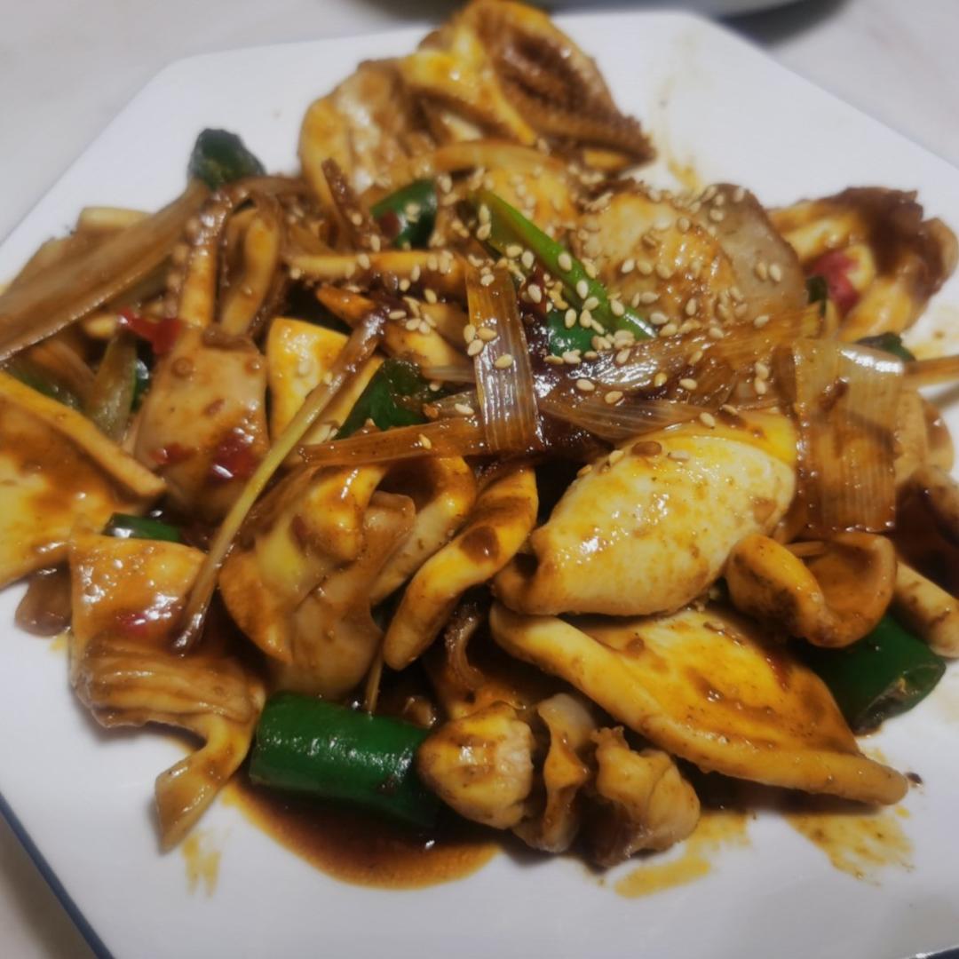 爆炒鱿鱼