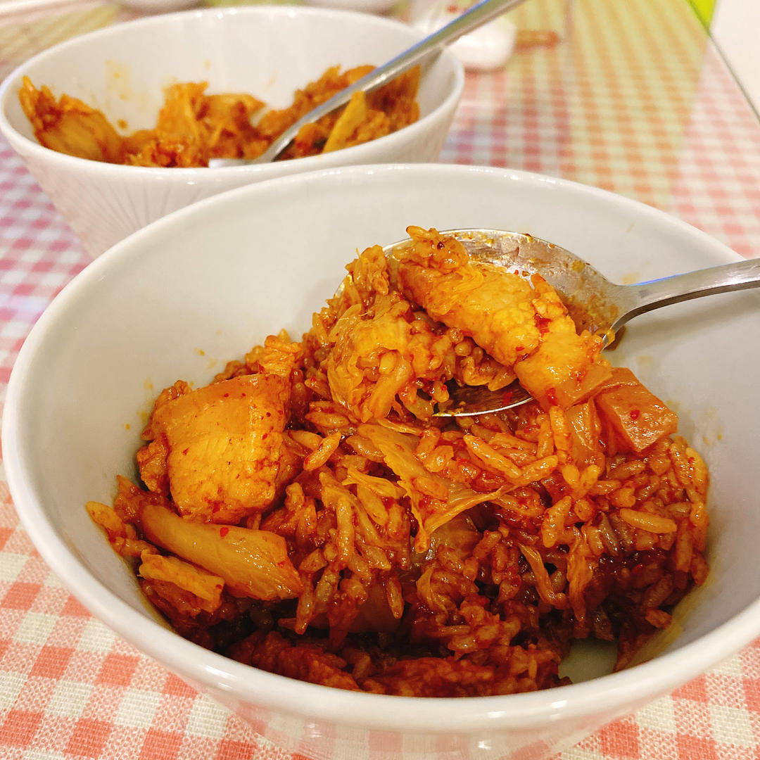 秘制泡菜炒五花肉