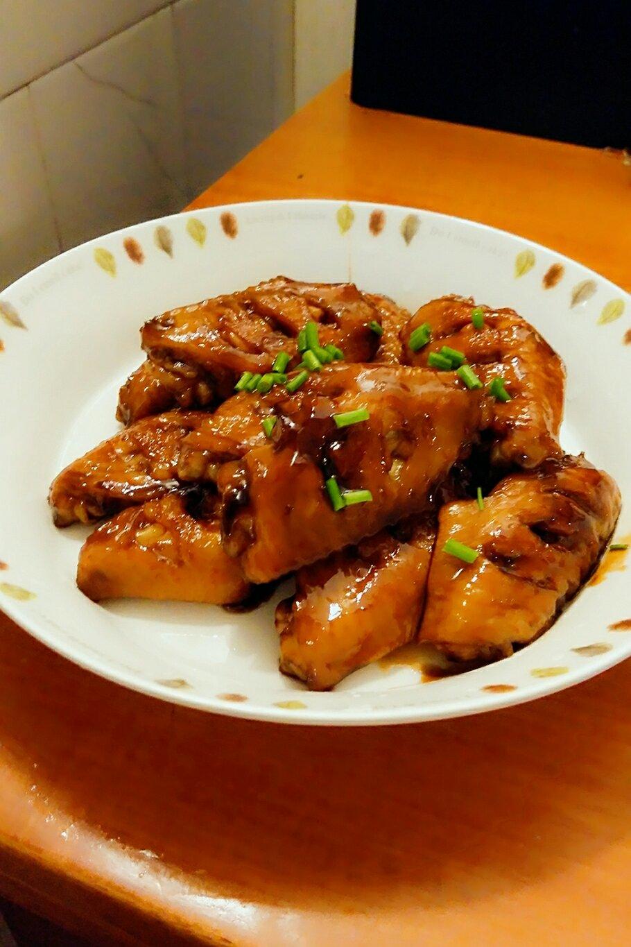 美味小厨101做的可乐鸡翅