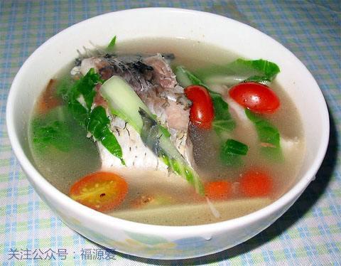 莼菜鲫鱼汤