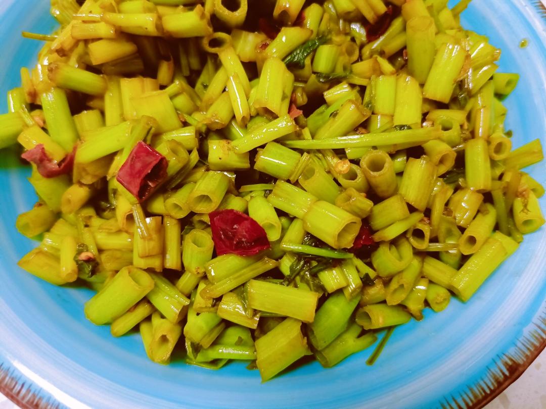 下饭菜酸辣空心菜梗的做法
