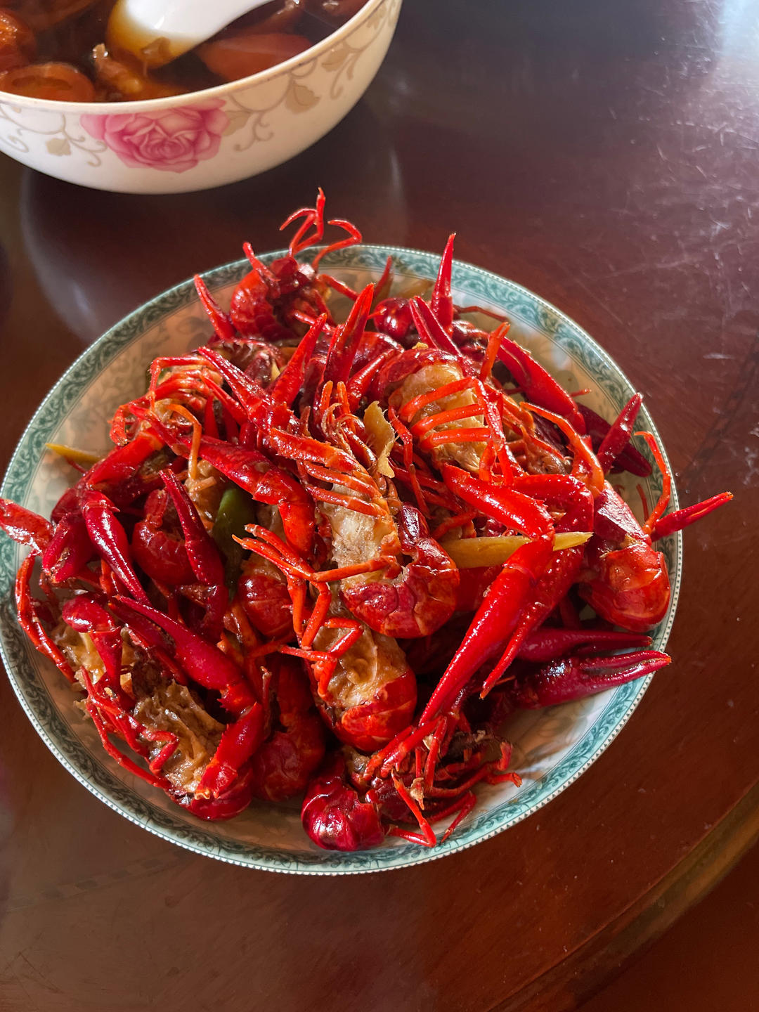 吮指香辣虾尾｜超简单快手菜，不油腻无香料