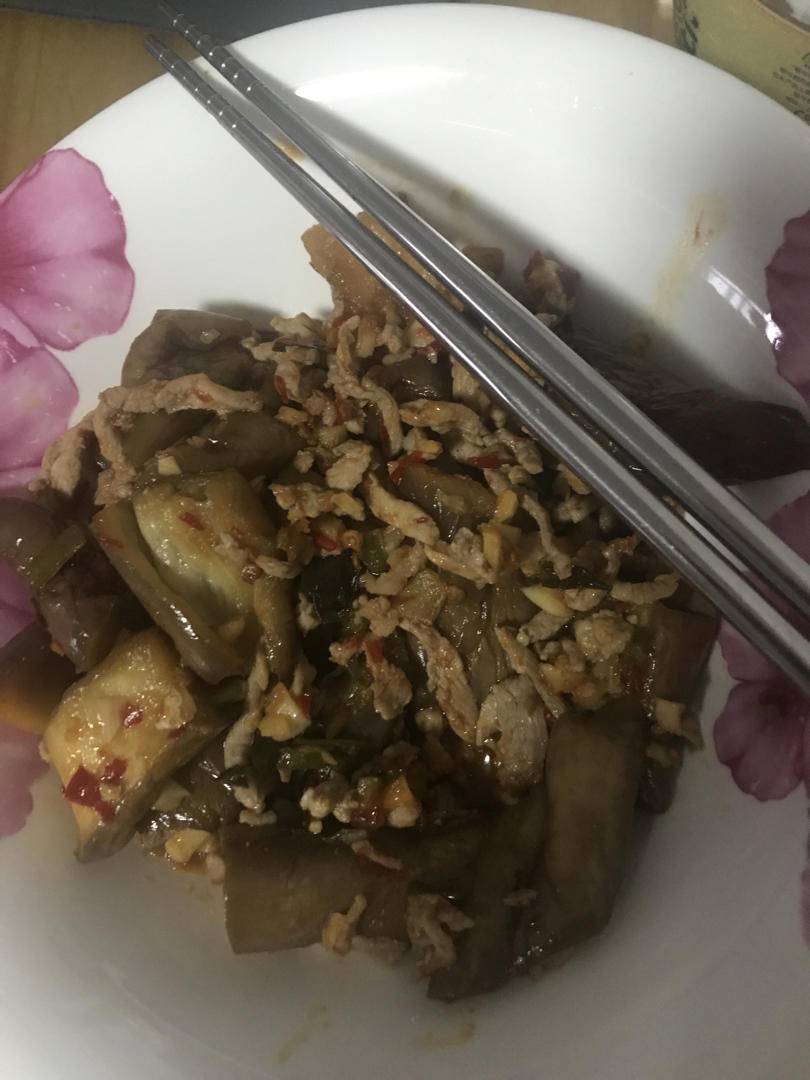 鱼香茄子是如此勾人，以至于连体重都不顾了！