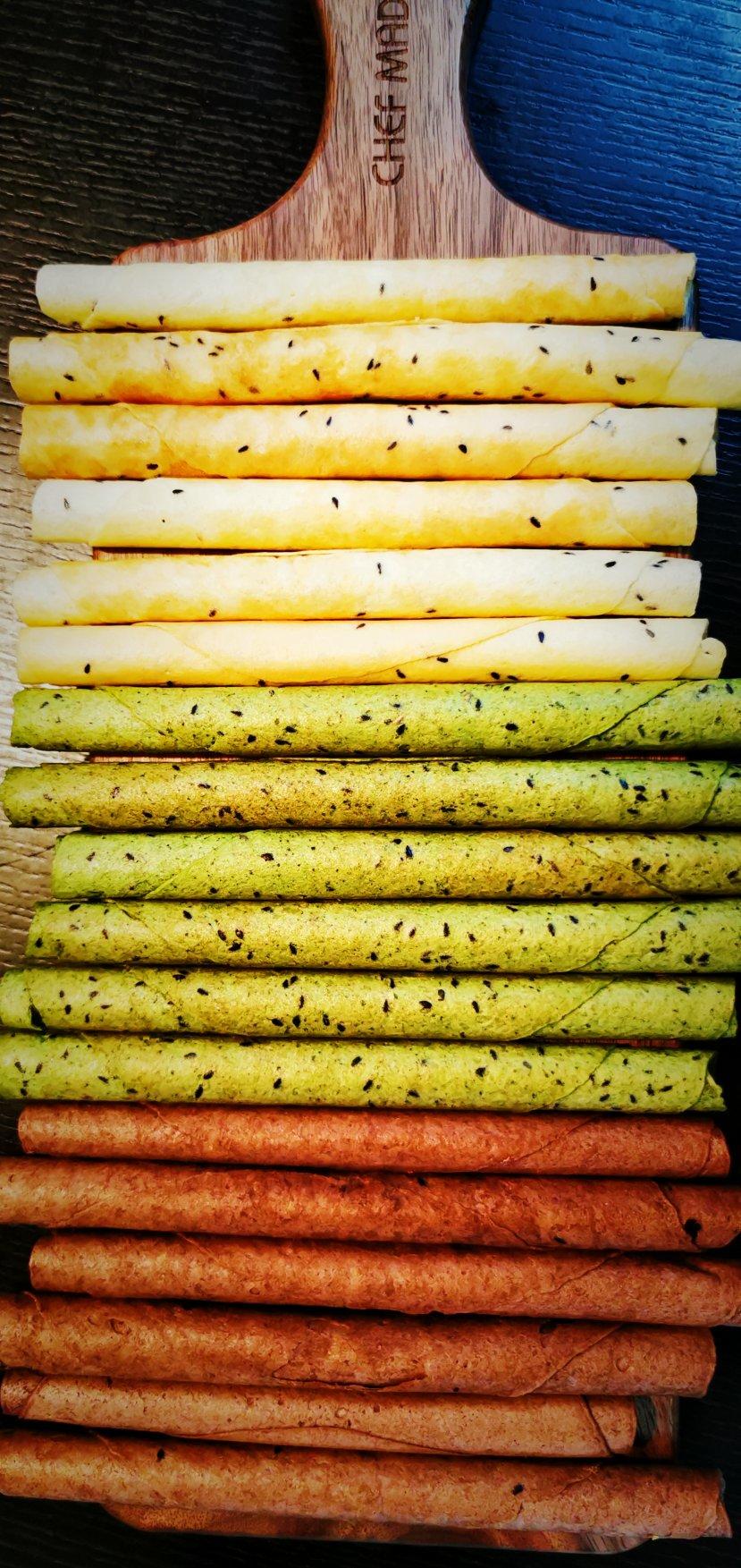 香酥不甜腻的彩色奶油蛋卷