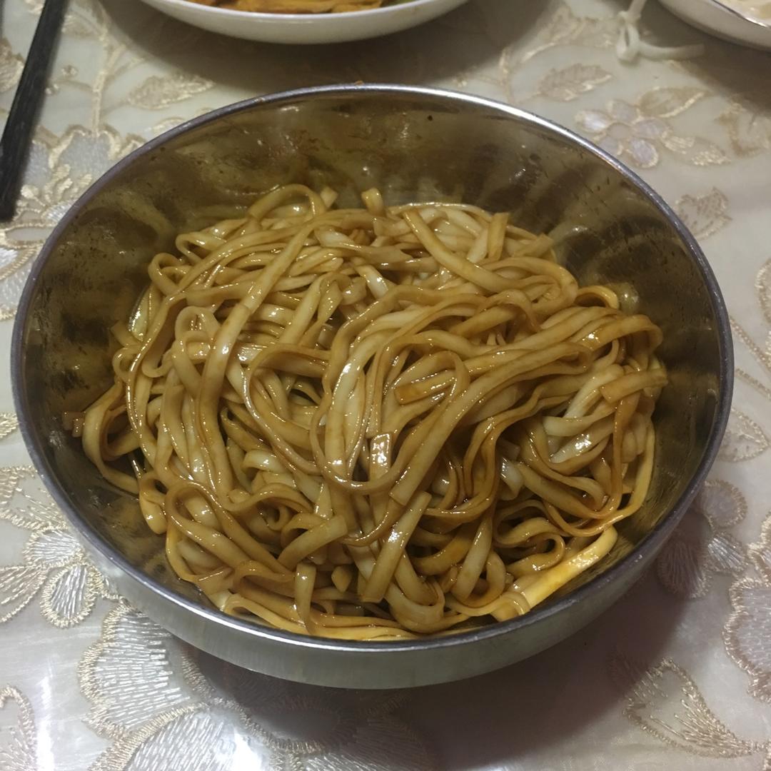 葱油拌面Spring Onion Noodles