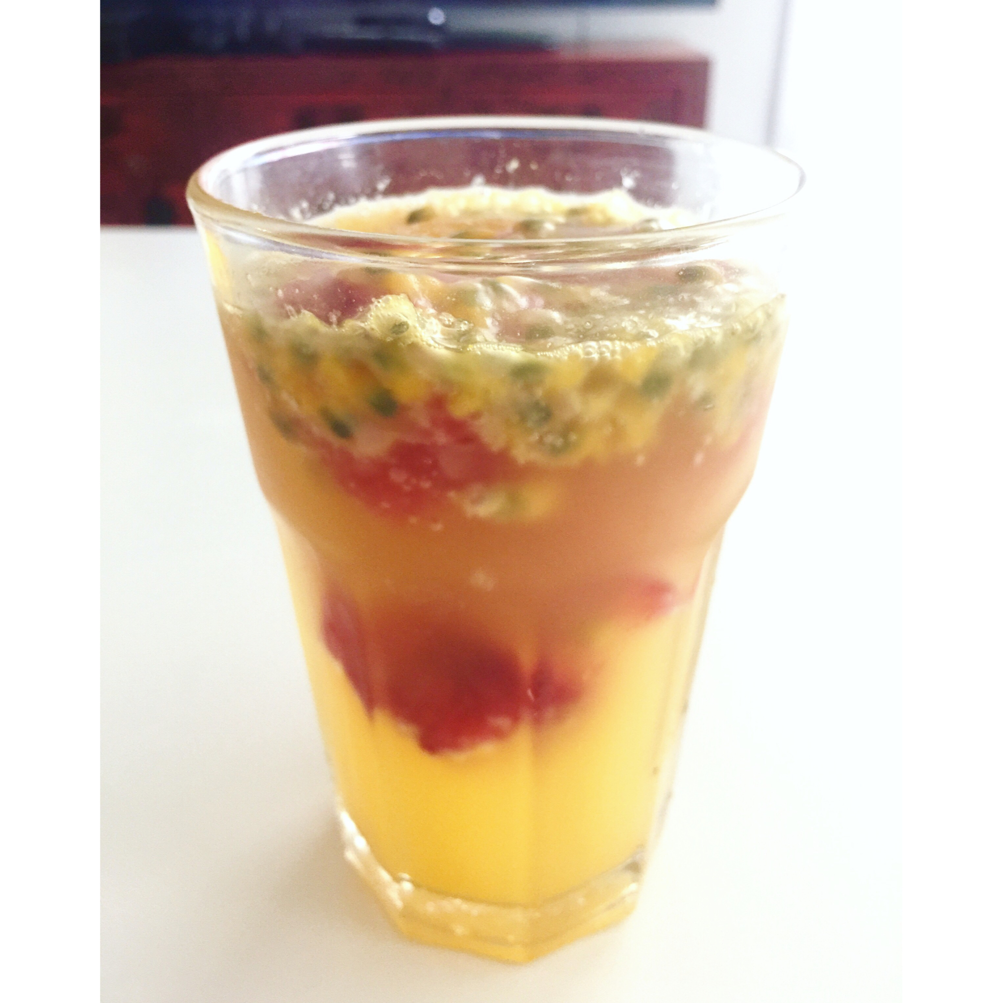 夏日必备饮品 | 清新柠檬热情果苏打水
