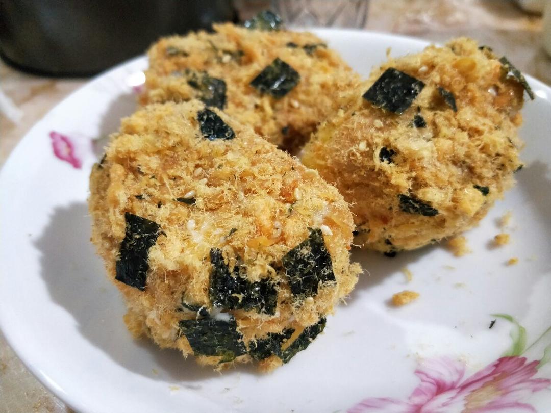 吃一口就停不下来肉松小贝（用古早味蛋糕做的会比一般卖的更细腻柔软好吃哦！）