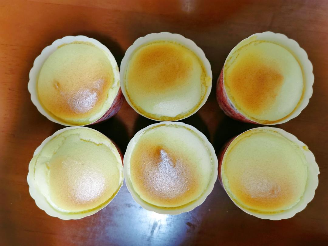 凉了也不回缩的戚风纸杯蛋糕🍰超级绵软 适合宝宝吃哦