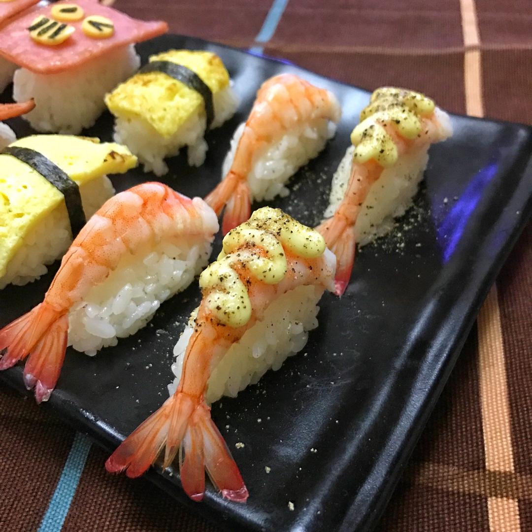 蚊滋妹做的虾握寿司