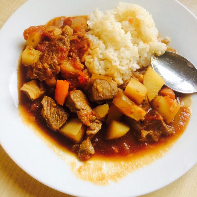 西红柿炖牛肉，酸酸的开胃菜