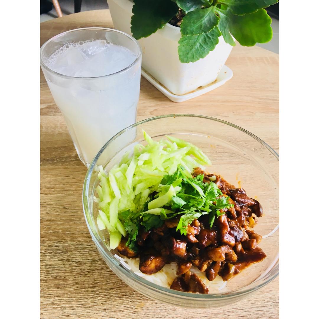 炸酱面