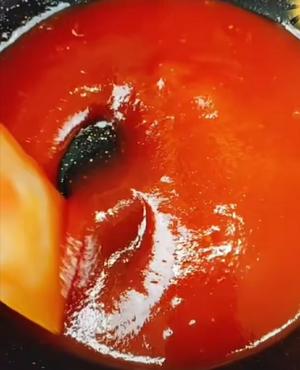 超级简单的番茄酱炒番茄酱🍅️的做法 步骤1