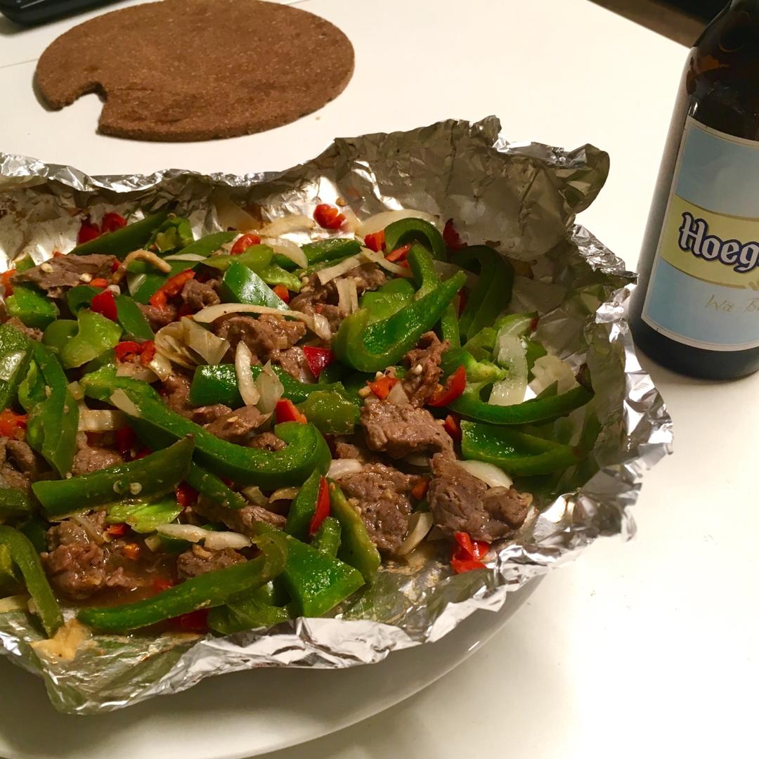 小羽私厨之双椒锡纸牛肉