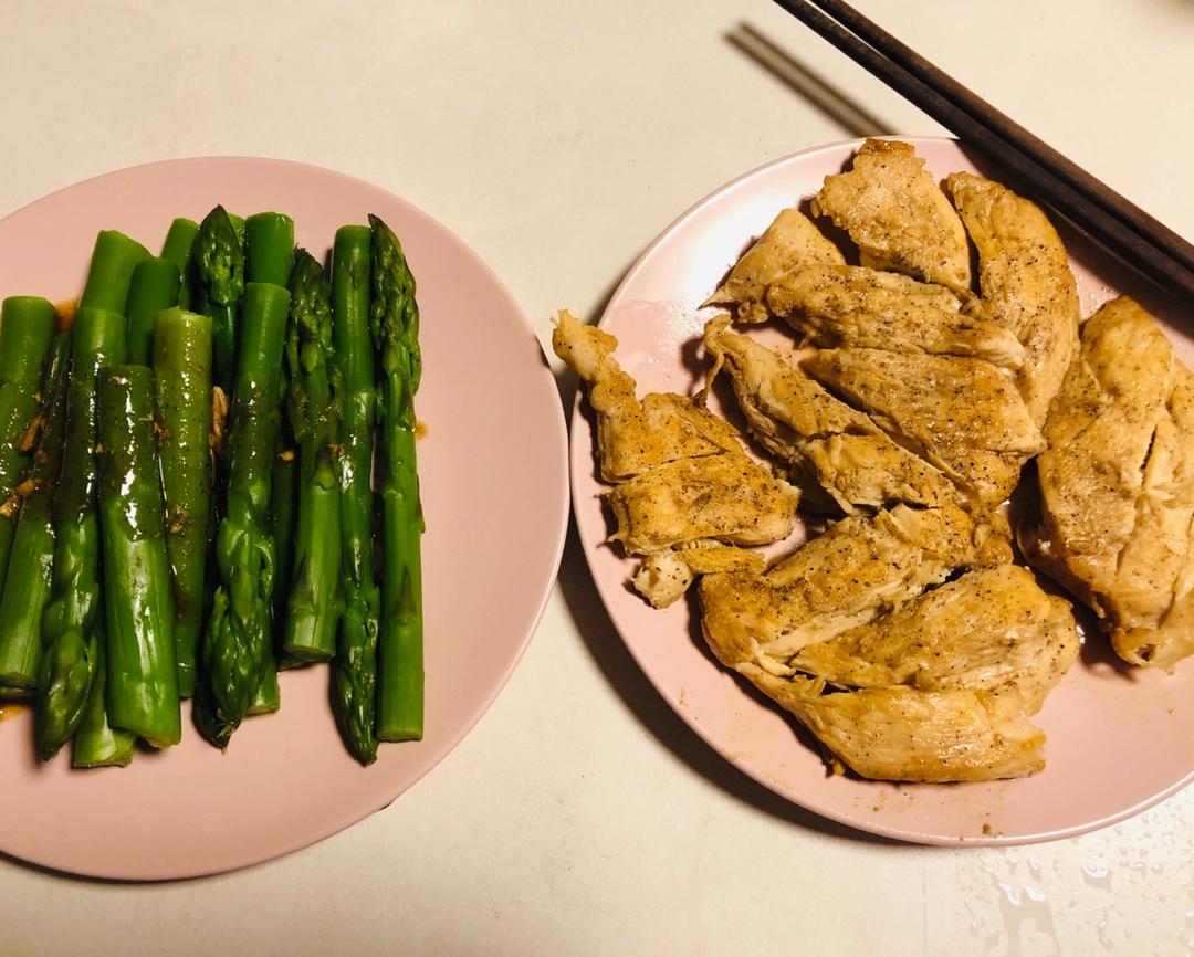香煎鸡胸肉