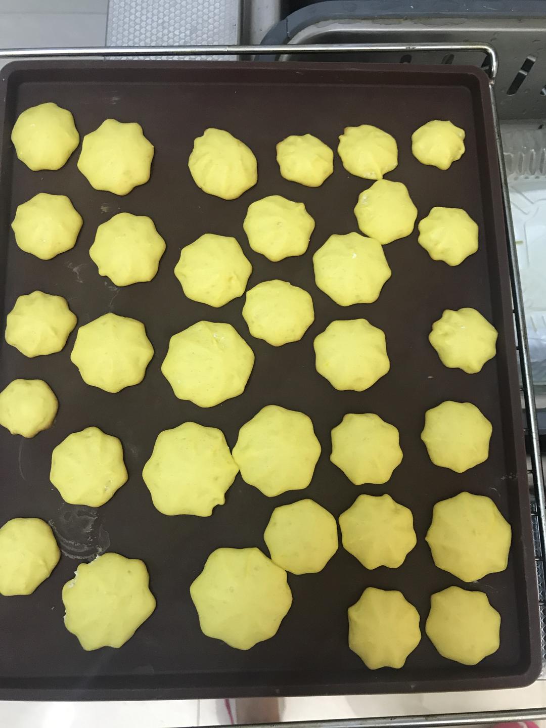 低糖无油版婴儿零食—奶香蛋黄小饼干