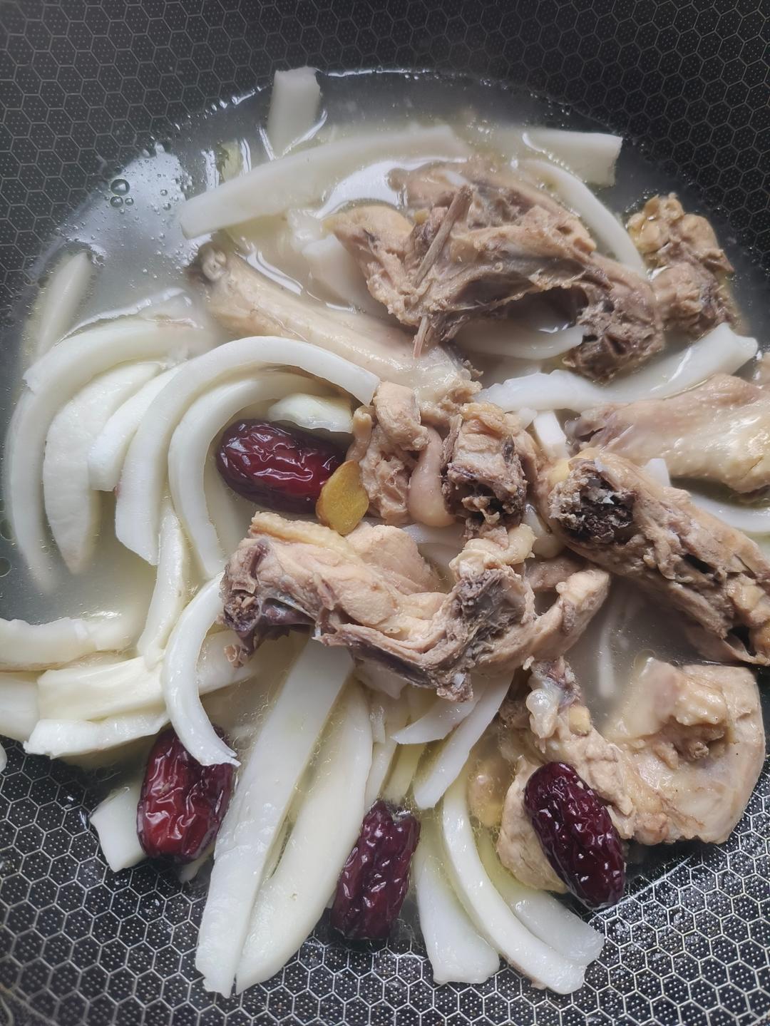不加一滴水的椰子鸡