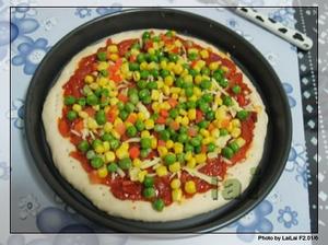 玉米蒜肠披萨的做法 步骤5