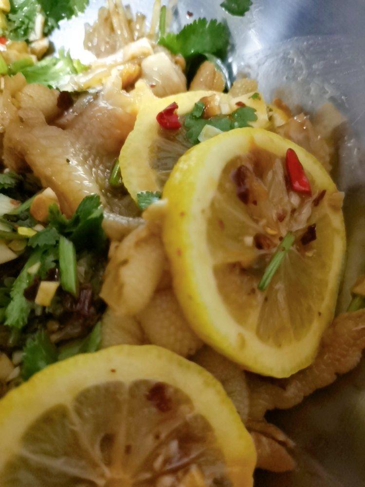 酸辣脱骨鸡爪