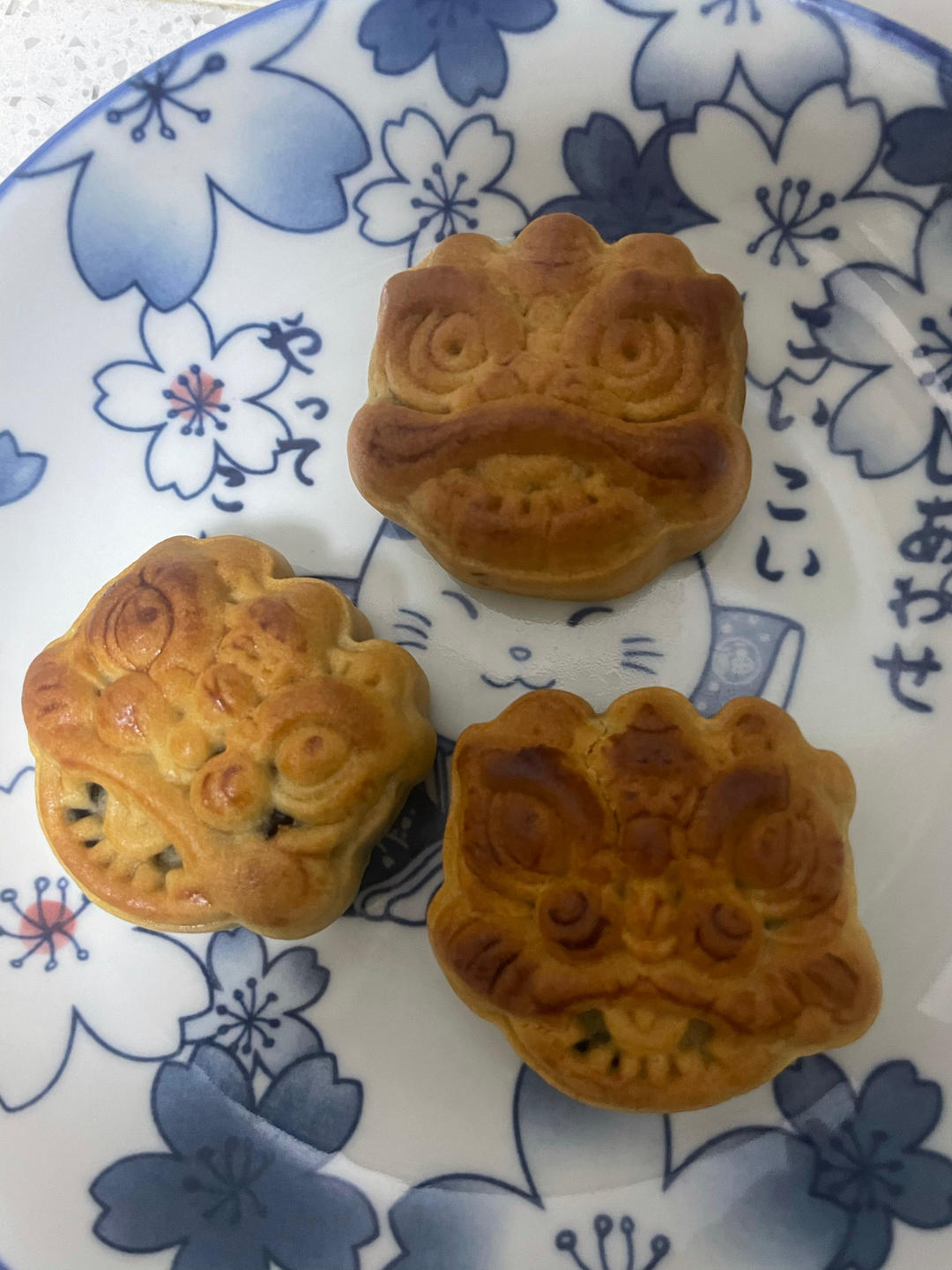 广式月饼—蛋黄莲蓉月饼