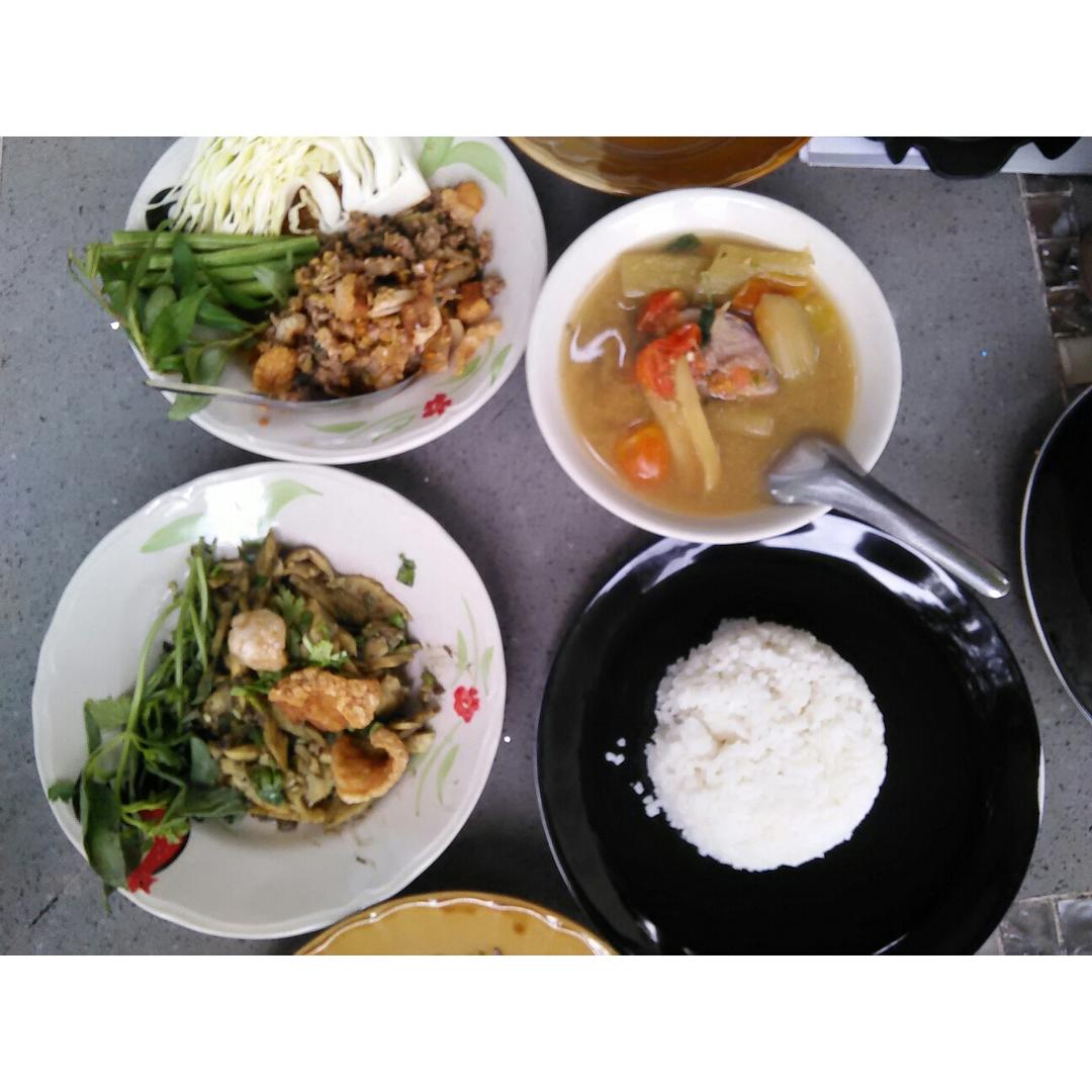 青春的黑夜挑灯流浪