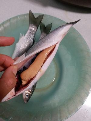 酱油水尖头鱼（鲻鱼）的做法 步骤2
