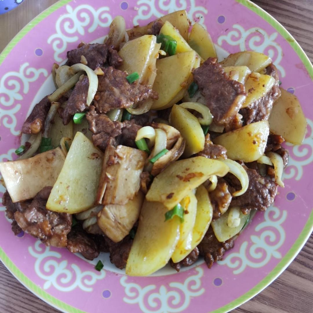 比饭店还好吃的黑椒牛肉土豆片（聚餐首选）