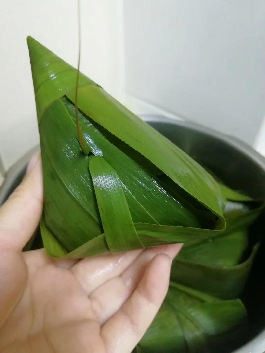 堂妈小厨——三角粽子的包法