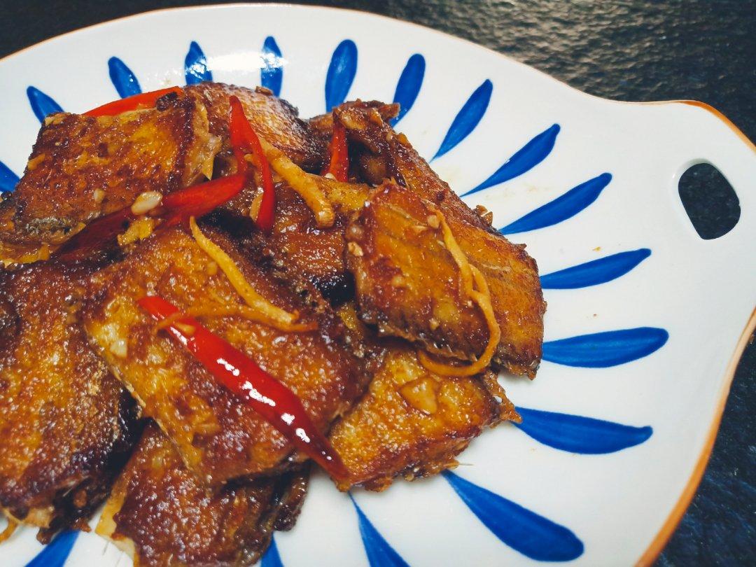 干煎带鱼★椒盐带鱼               ★红烧带鱼