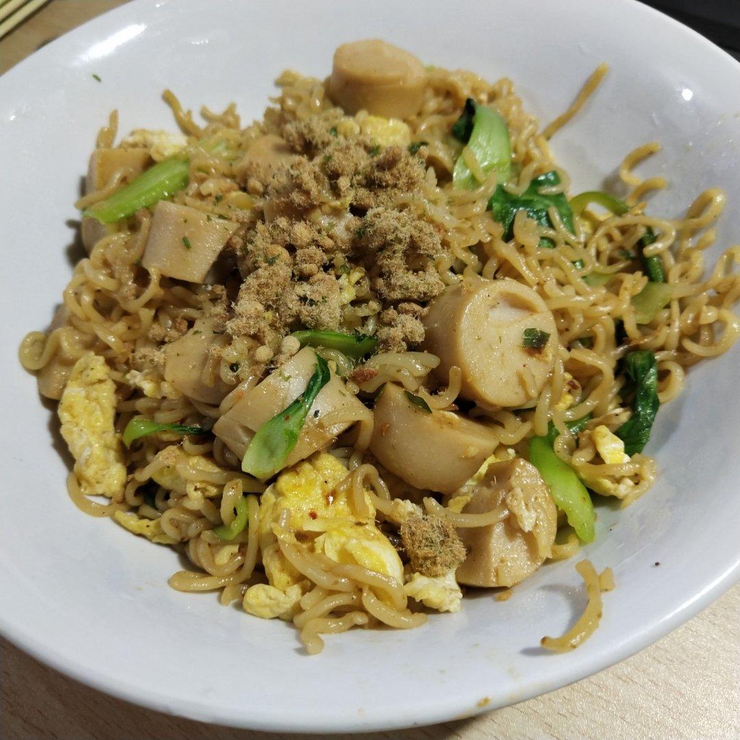 炒方便面 巨好吃哟～