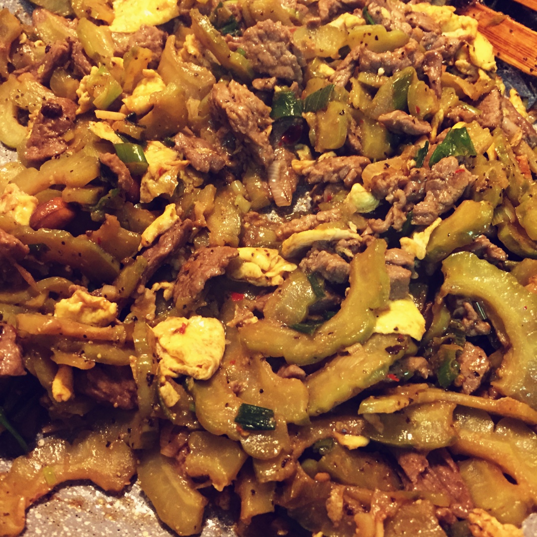 百吃不厌家常菜【牛肉炒凉瓜】