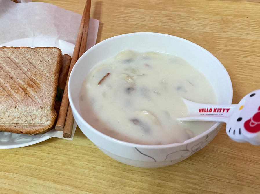 超惊艳奶油蘑菇汤(牛奶版本)