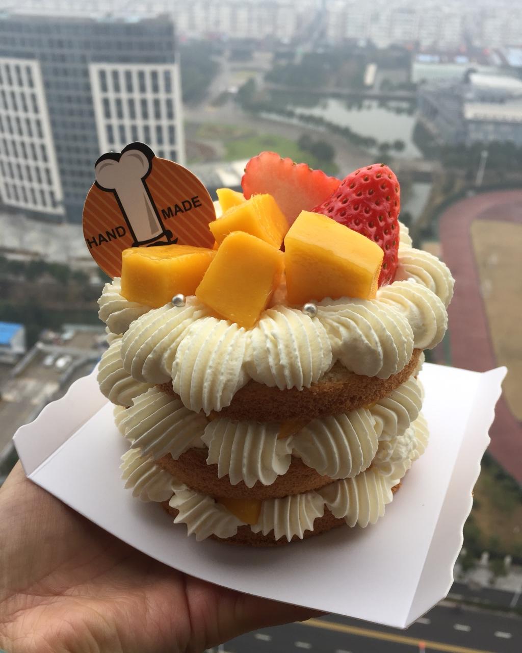 浅浅的，爱你很久…
