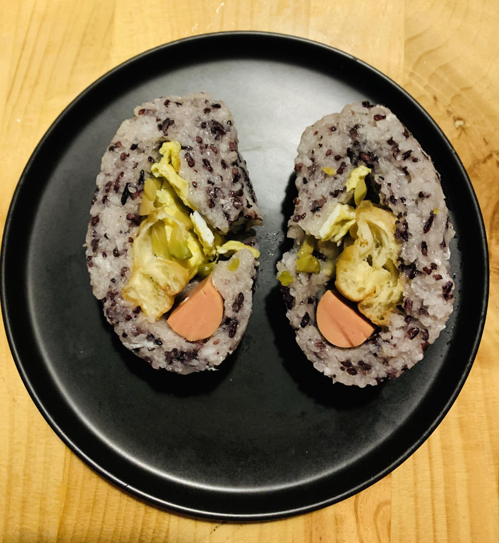 紫米粢饭团
