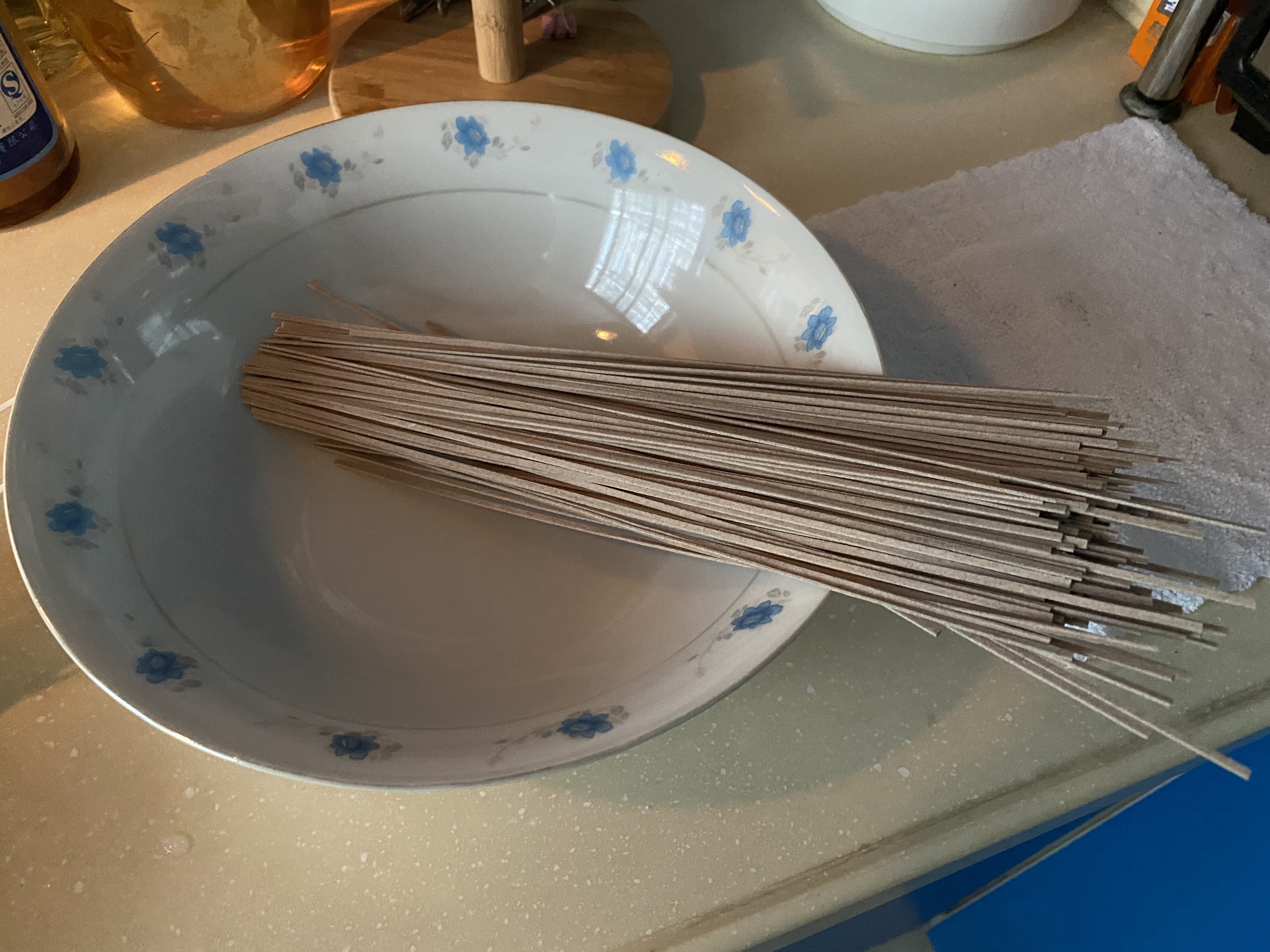 象Spaghetti的拌面的做法 步骤4