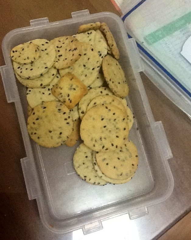 黑芝麻咸香饼干