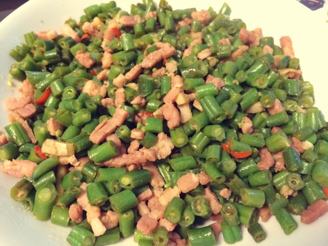 肉沫豆角下饭菜