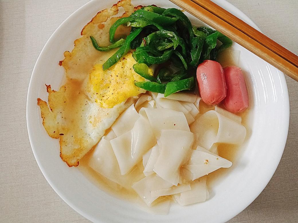 清汤宽面的做法