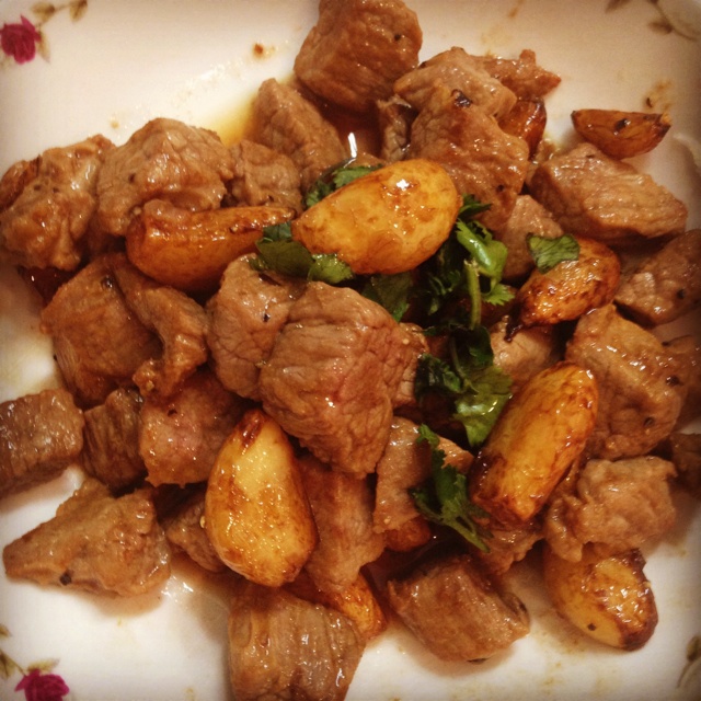 黑蒜子牛肉粒