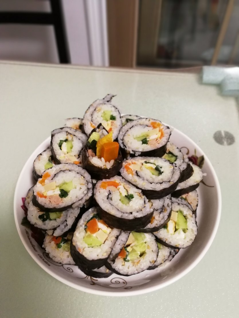 韩国金枪鱼紫菜包饭