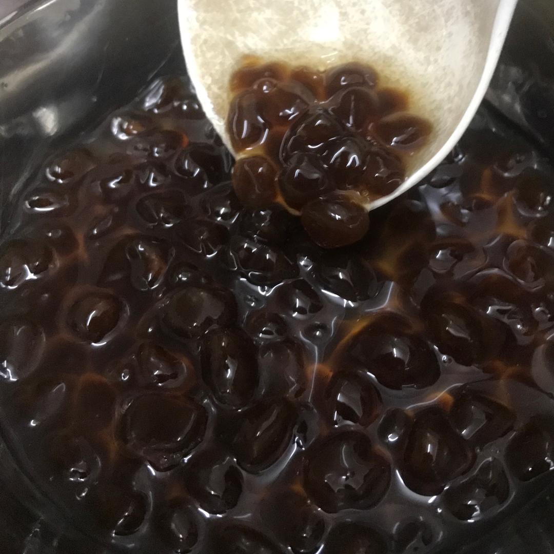 黑糖珍珠鲜奶-在家喝鹿角巷