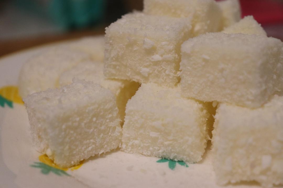 太棒啦！1个方子，做出2道口味一流的甜品！——椰奶小方&炸鲜奶