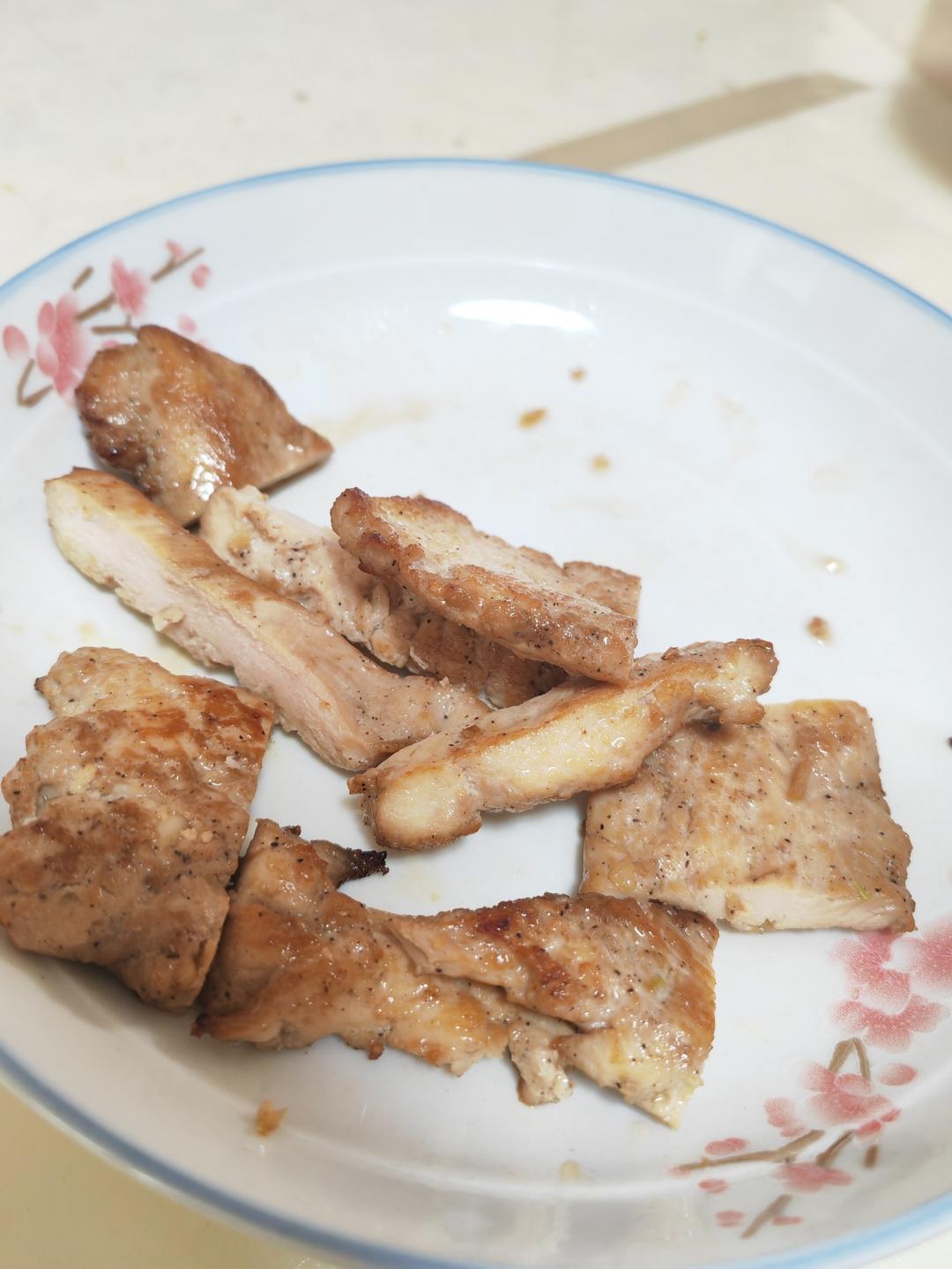 减脂期最爱的香煎鸡胸肉｜超好吃