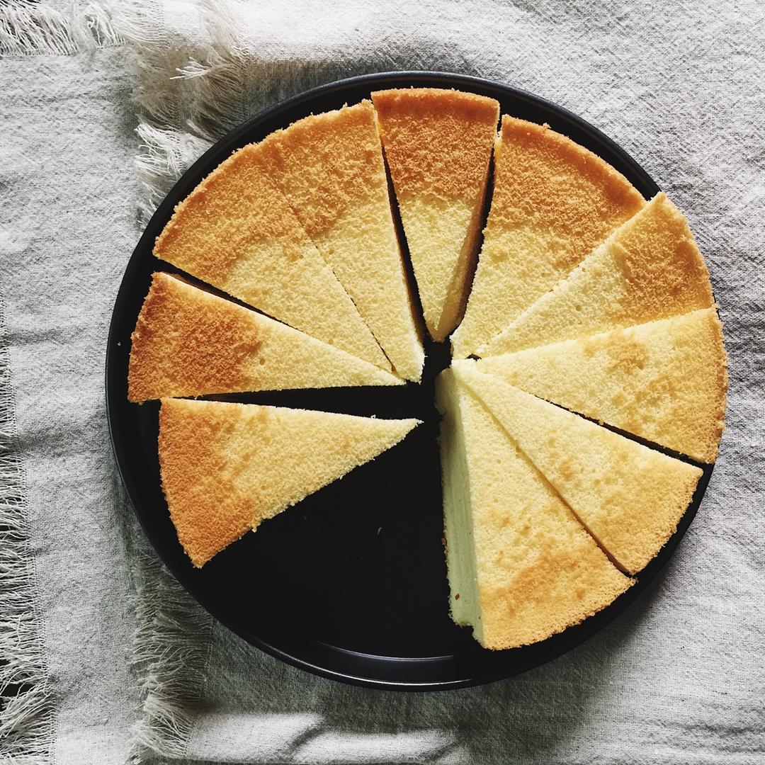 烤箱做蛋糕（戚风蛋糕的做法）