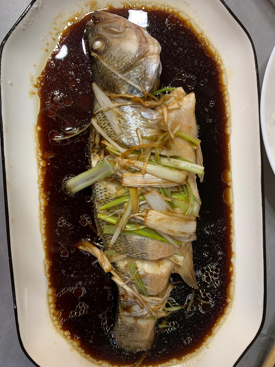 龙虾汤煮海鲜丸子做的自制蒸鱼豉油