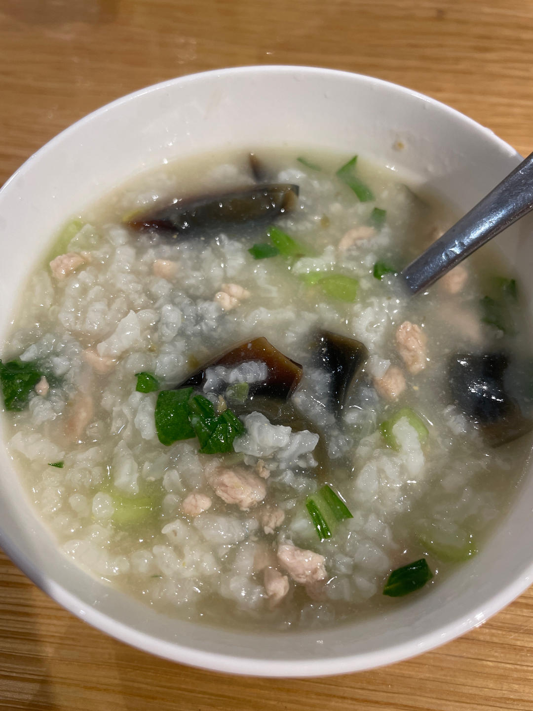 妈妈👩教我做的皮蛋瘦肉粥🥣简单快捷美味😋