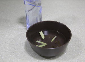 木瓜牛奶炖雪蛤的做法 步骤4
