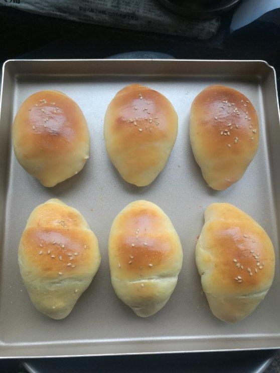 黄油面包卷