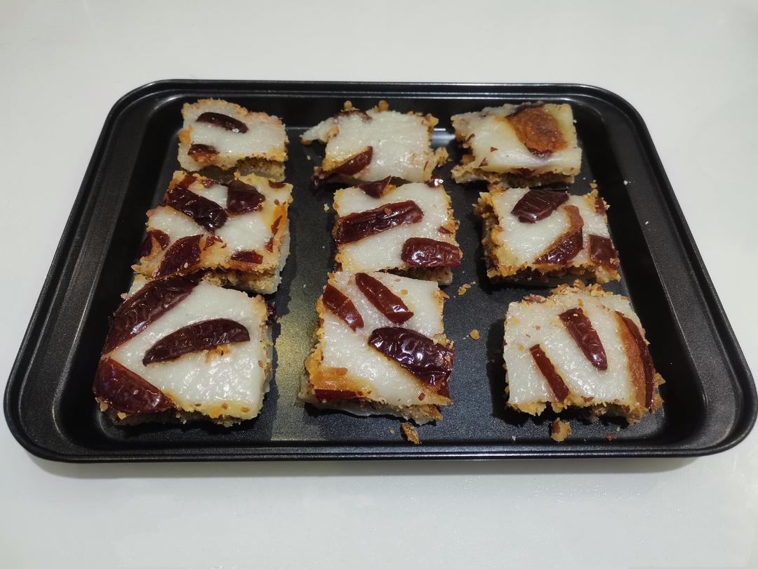 红枣葡萄干糯米糕