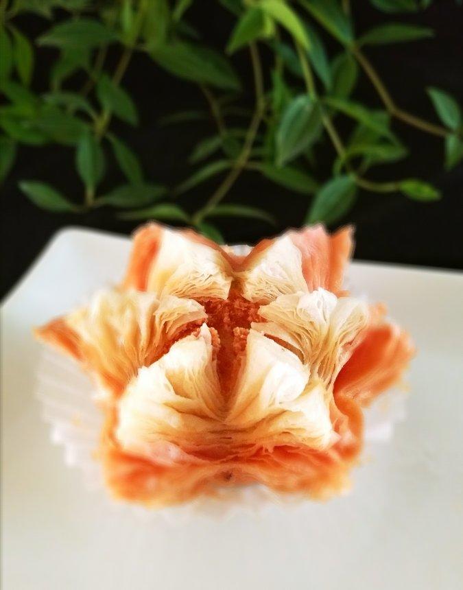 荷花酥又叫莲花酥(油炸版)